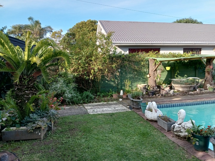 4 Bedroom Property for Sale in Gonubie Eastern Cape